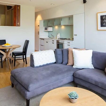 Stunning Lakeview 1 Bedroom Apartment Queenstown Eksteriør bilde