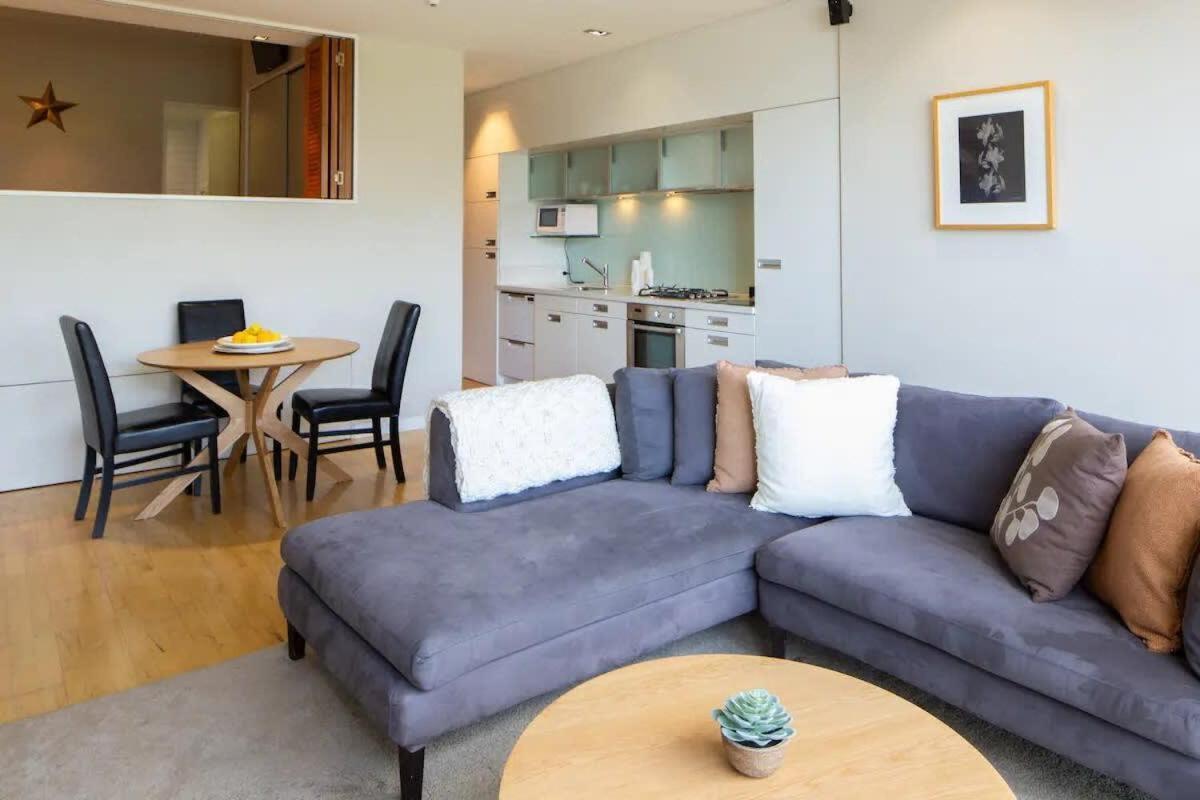Stunning Lakeview 1 Bedroom Apartment Queenstown Eksteriør bilde